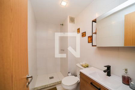 Apartamento à venda com 70m², 2 quartos e 1 vaga Apartamento à venda com 70m², 2 quartos e 1 vagaBanheiro