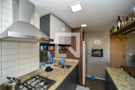 Apartamento à venda com 70m², 2 quartos e 1 vaga Apartamento à venda com 70m², 2 quartos e 1 vagaCozinha e Área de Serviço