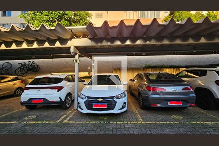 Apartamento à venda com 70m², 2 quartos e 1 vaga Apartamento à venda com 70m², 2 quartos e 1 vagaGaragem