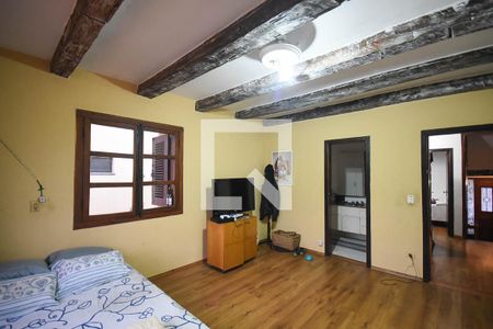 Casa à venda com 600m², 4 quartos e 3 vagas Casa à venda com 600m², 4 quartos e 3 vagasSuíte 1