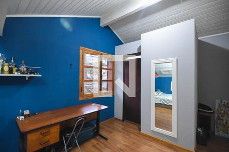 Casa à venda com 600m², 4 quartos e 3 vagas Casa à venda com 600m², 4 quartos e 3 vagasSuíte 4