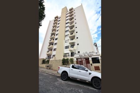 Apartamento à venda com 80m², 3 quartos e 1 vagaFachada