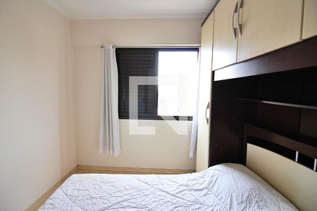 Apartamento à venda com 80m², 3 quartos e 1 vagaQuarto 2