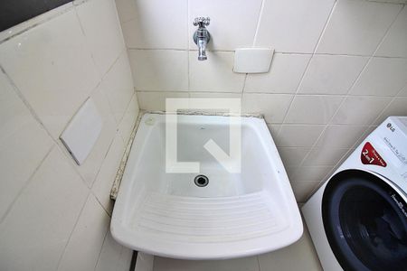 Apartamento à venda com 80m², 3 quartos e 1 vagaÁrea de Serviço