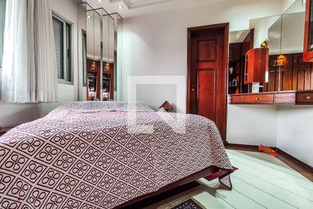 Apartamento à venda com 176m², 4 quartos e 3 vagasSuíte 1