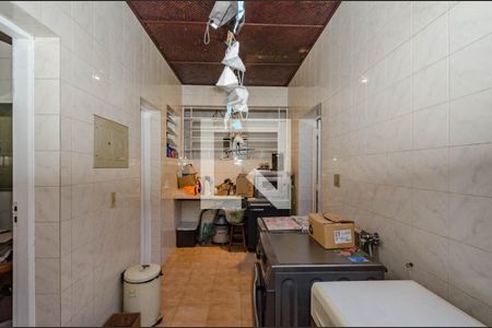 Casa à venda com 248m², 4 quartos e 4 vagas Casa à venda com 248m², 4 quartos e 4 vagasÁrea de Serviço