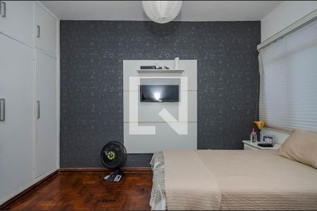 Casa à venda com 248m², 4 quartos e 4 vagas Casa à venda com 248m², 4 quartos e 4 vagasQuarto 2