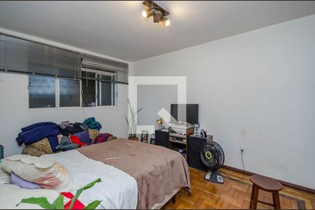 Casa à venda com 248m², 4 quartos e 4 vagas Casa à venda com 248m², 4 quartos e 4 vagasQuarto 3