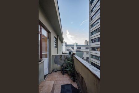 Casa à venda com 248m², 4 quartos e 4 vagas Casa à venda com 248m², 4 quartos e 4 vagasVaranda da Sala 2