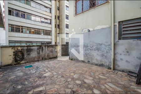 Casa à venda com 248m², 4 quartos e 4 vagas Casa à venda com 248m², 4 quartos e 4 vagasQuintal