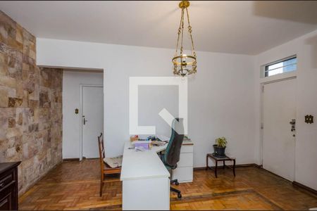 Casa à venda com 248m², 4 quartos e 4 vagas Casa à venda com 248m², 4 quartos e 4 vagasSala piso inferior