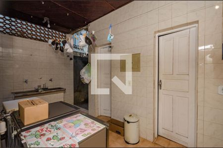 Casa à venda com 248m², 4 quartos e 4 vagas Casa à venda com 248m², 4 quartos e 4 vagasÁrea de Serviço