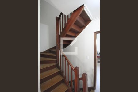 Casa à venda com 110m², 2 quartos e sem vagaEscada