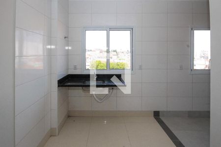 Sala e cozinha de apartamento para alugar com 1 quarto, 31m² em Vila Ivone, São Paulo