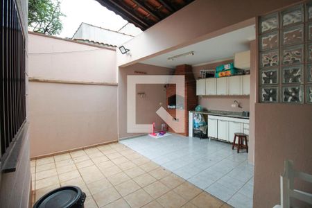 Casa à venda com 138m², 3 quartos e 2 vagas Casa à venda com 138m², 3 quartos e 2 vagasÁrea Externa