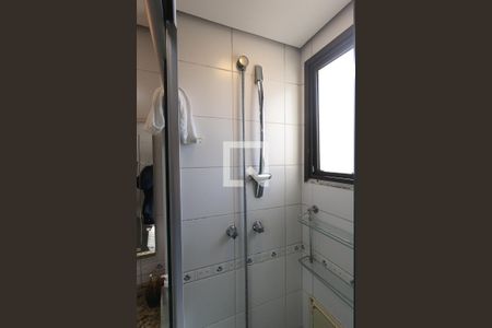 Apartamento à venda com 240m², 4 quartos e 3 vagasBanheiro 1