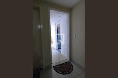 Apartamento à venda com 240m², 4 quartos e 3 vagasEntrada