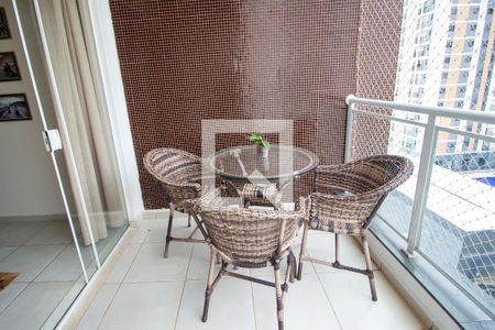 Varanda de apartamento para alugar com 3 quartos, 97m² em Parque Campolim, Sorocaba