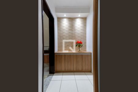 Casa à venda com 100m², 2 quartos e 2 vagas Casa à venda com 100m², 2 quartos e 2 vagasSuíte 1