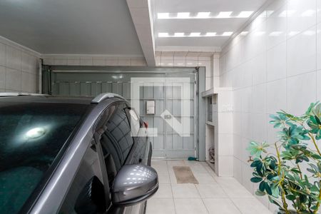 Casa à venda com 100m², 2 quartos e 2 vagas Casa à venda com 100m², 2 quartos e 2 vagasGaragem