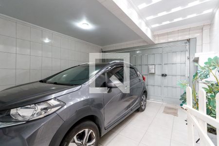 Casa à venda com 100m², 2 quartos e 2 vagas Casa à venda com 100m², 2 quartos e 2 vagasGaragem