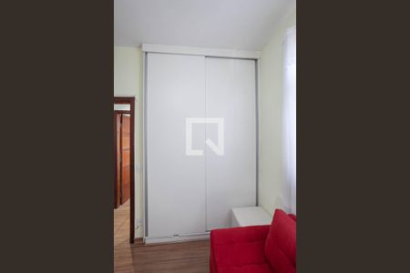 Apartamento à venda com 80m², 3 quartos e 1 vaga Apartamento à venda com 80m², 3 quartos e 1 vagaSuíte