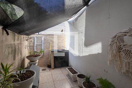 Apartamento à venda com 80m², 3 quartos e 1 vaga Apartamento à venda com 80m², 3 quartos e 1 vagaÁrea de serviço