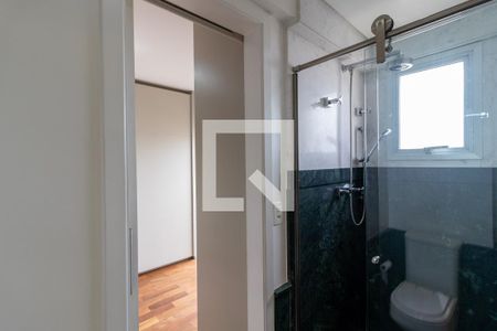 Apartamento à venda com 170m², 4 quartos e 3 vagasBanheiro da Suíte 4 / Closet