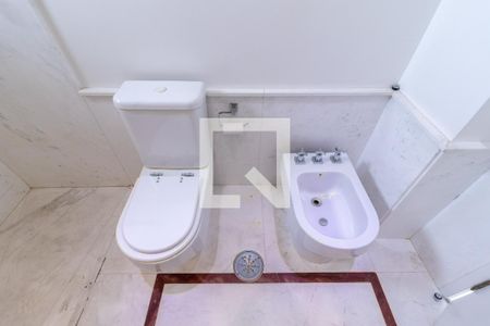 Apartamento à venda com 170m², 4 quartos e 3 vagasBanheiro da Suíte 3
