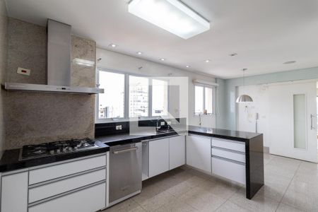 Apartamento à venda com 170m², 4 quartos e 3 vagasCozinha