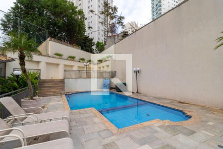 Apartamento à venda com 170m², 4 quartos e 3 vagasÁrea comum - Piscina