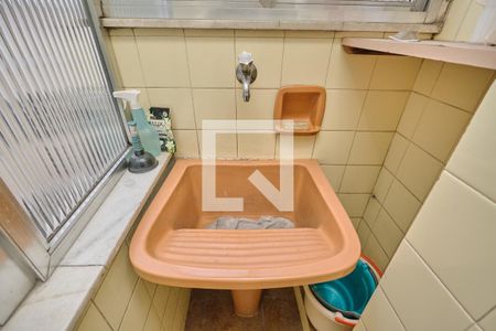 Apartamento à venda com 185m², 3 quartos e 1 vagaÁrea de Serviço