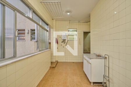 Apartamento à venda com 185m², 3 quartos e 1 vagaÁrea de Serviço