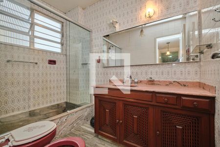 Apartamento à venda com 185m², 3 quartos e 1 vagaBanheiro Suíte