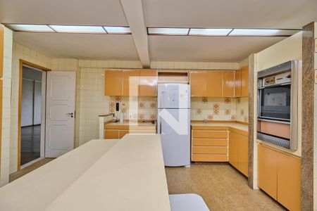 Apartamento à venda com 185m², 3 quartos e 1 vagaCozinha