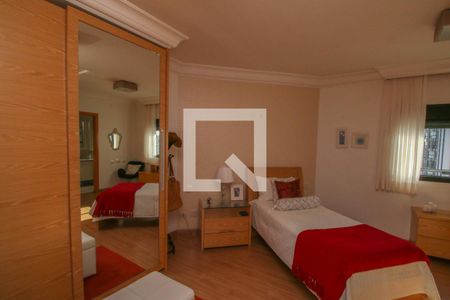 Apartamento à venda com 234m², 3 quartos e 4 vagasSuíte 3