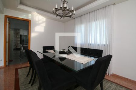 Apartamento à venda com 234m², 3 quartos e 4 vagasSalade Jantar 