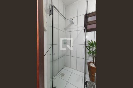 Casa à venda com 420m², 4 quartos e 2 vagasBanheiro 