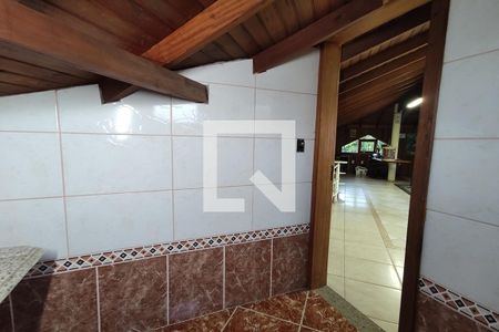 Casa à venda com 420m², 4 quartos e 2 vagasBanheiro