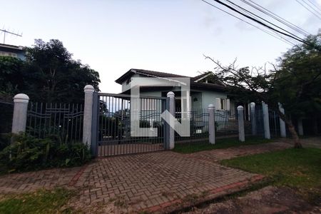 Casa à venda com 420m², 4 quartos e 2 vagasFachada