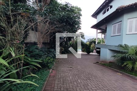 Casa à venda com 420m², 4 quartos e 2 vagasGaragem