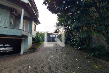 Casa à venda com 420m², 4 quartos e 2 vagasGaragem