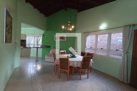 Casa à venda com 420m², 4 quartos e 2 vagasSala de Jantar