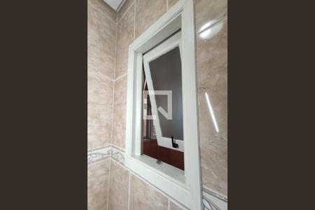 Casa à venda com 420m², 4 quartos e 2 vagasBanheiro