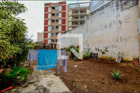 Casa à venda com 130m², 3 quartos e 2 vagas Casa à venda com 130m², 3 quartos e 2 vagasQuintal