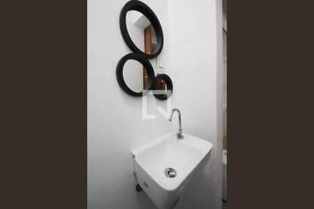 Lavabo  de apartamento para alugar com 2 quartos, 79m² em Itaim Bibi, São Paulo