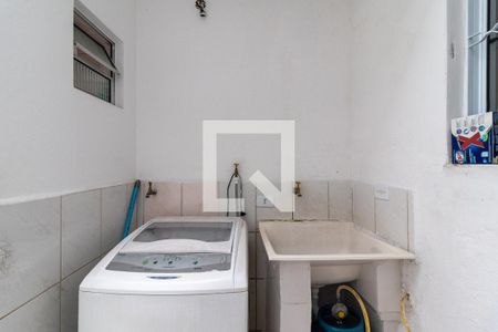 Casa à venda com 200m², 3 quartos e 2 vagasÁrea de Serviço