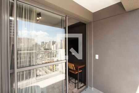Studio à venda com 27m², 1 quarto e sem vaga Studio à venda com 27m², 1 quarto e sem vagavaranda