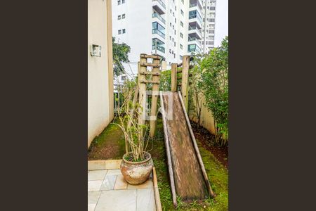 Apartamento para alugar com 99m², 2 quartos e 3 vagas Apartamento para alugar com 99m², 2 quartos e 3 vagasÁrea Comum