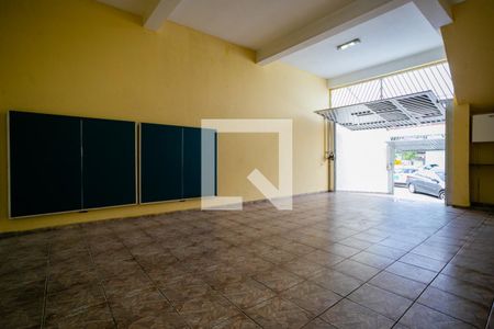 Casa à venda com 170m², 3 quartos e 3 vagasGaragem